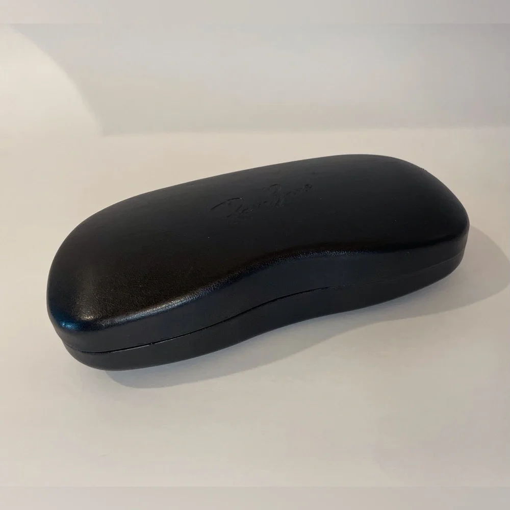 Ray-Ban Sunglasses‎ Black Case